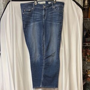 BKE Women's Straight Leg Jeans in Classic Blue